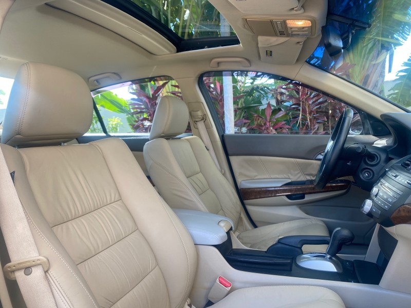 2010 Honda Accord Sdn EX-L LOW MILES 68,167 in , 