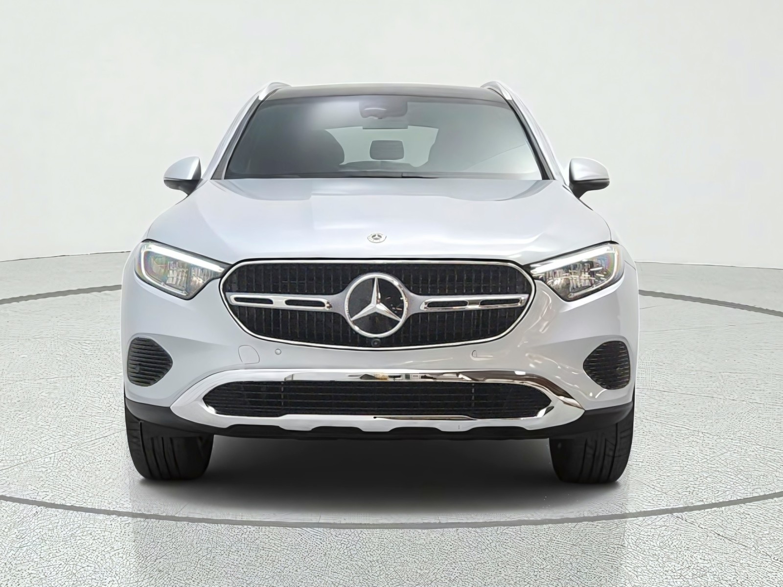 New 2027 Cirrus Silver Metallic Mercedes-Benz GLC 300 SUV image 2