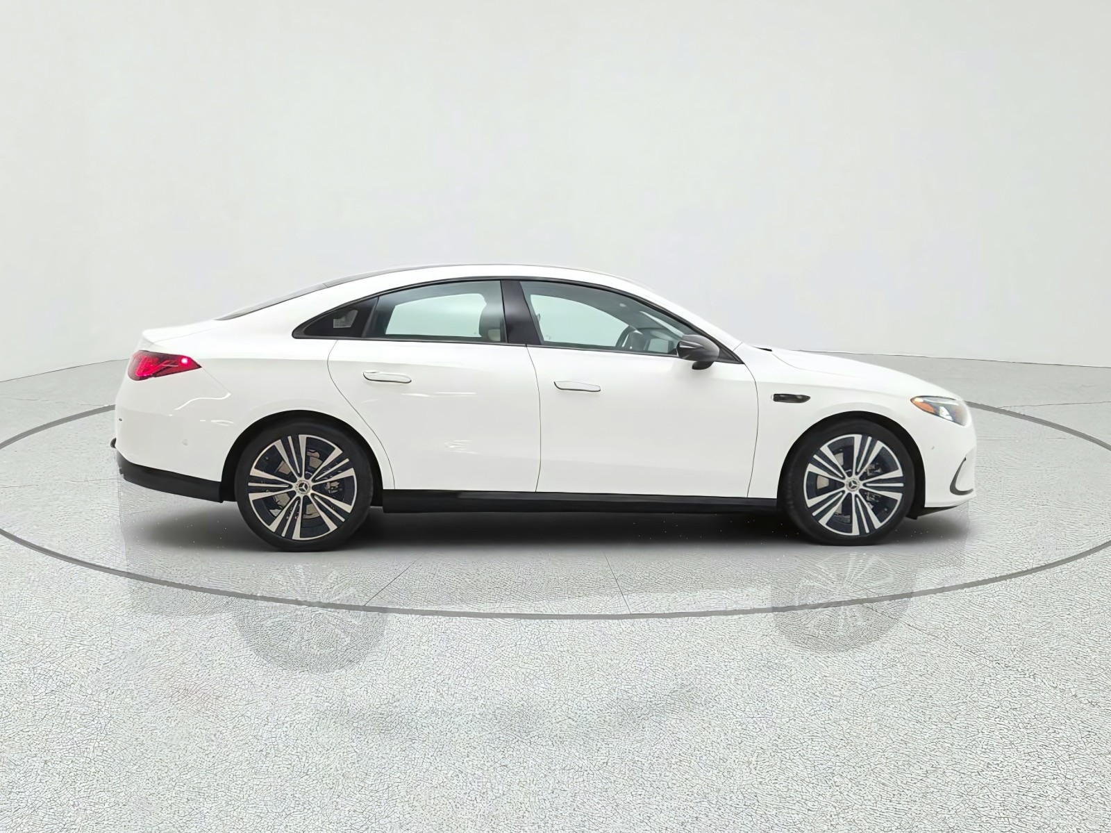 New 2027 Polar White Mercedes-Benz CLA 220 Hybrid FWD image 4