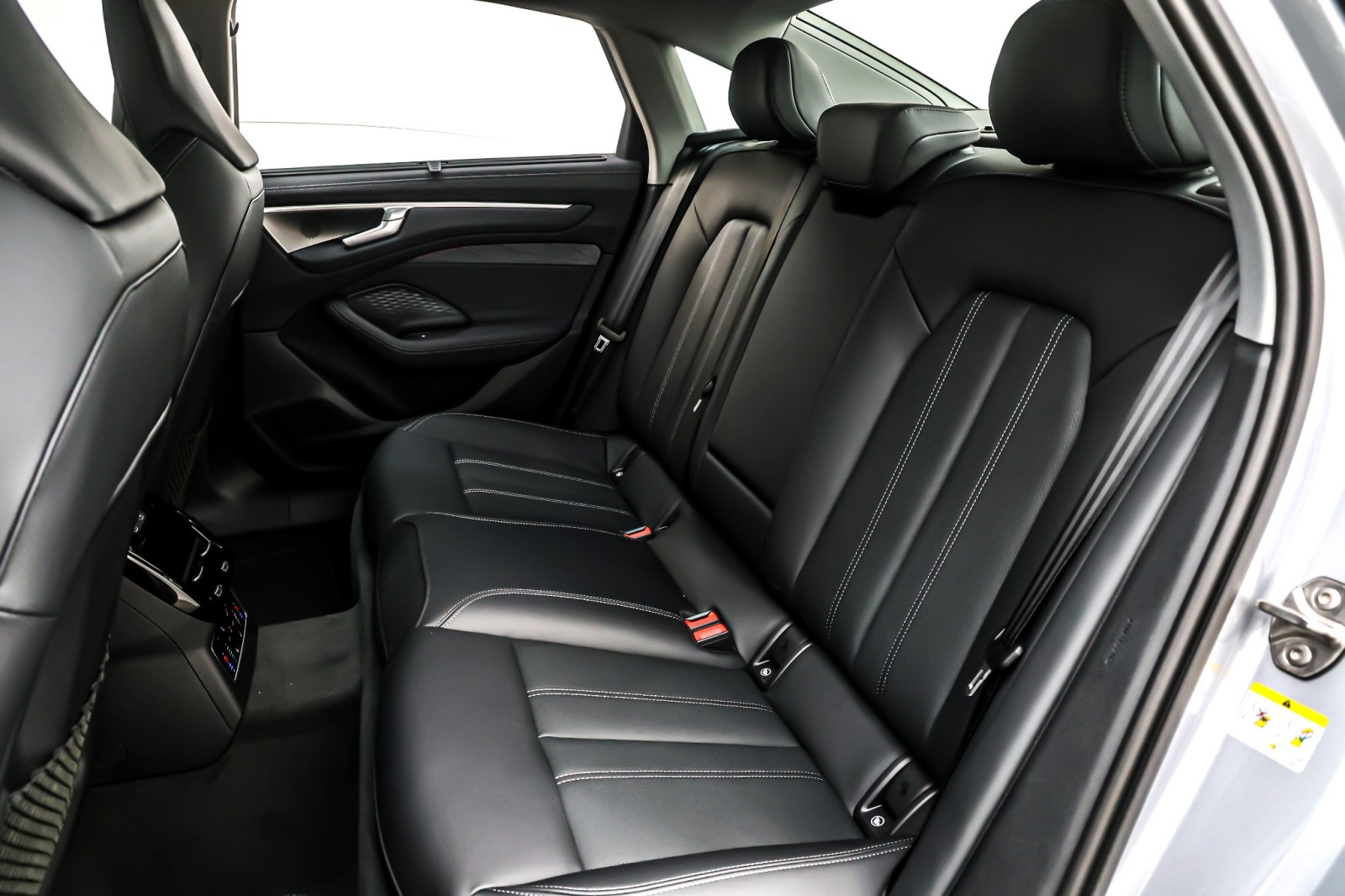 New 2026 Florett Silver Metallic Audi Premium Plus quattro image 8