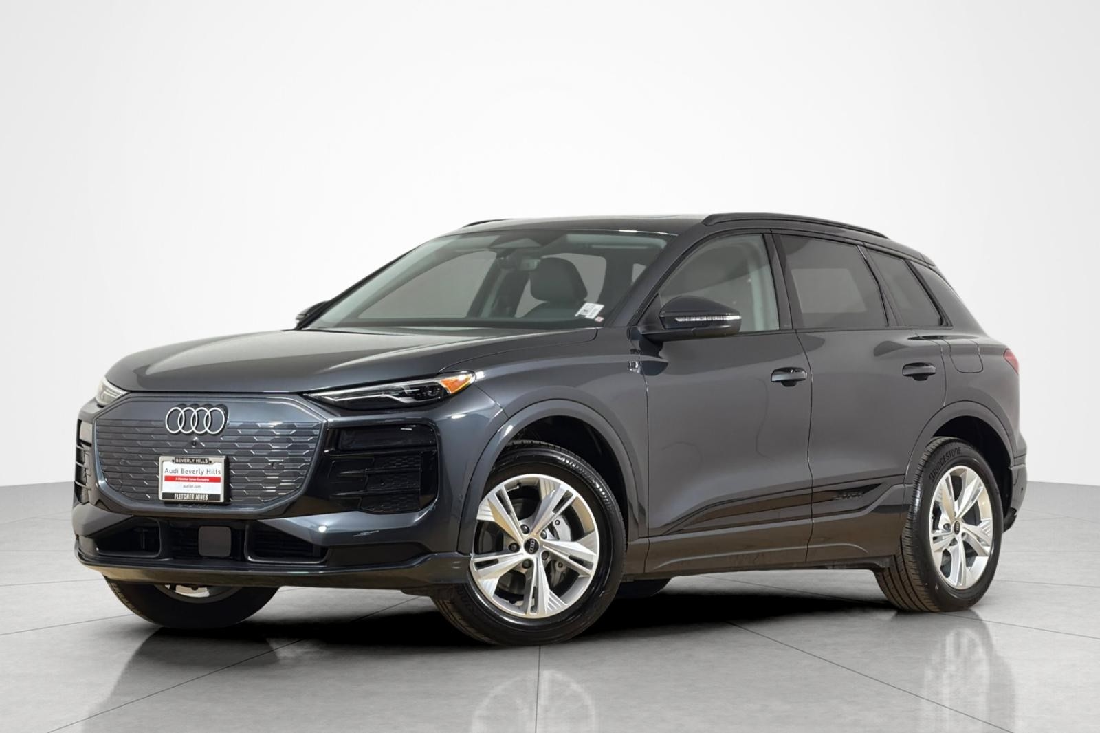 2025 Audi Q6 e-tron Premium RWD