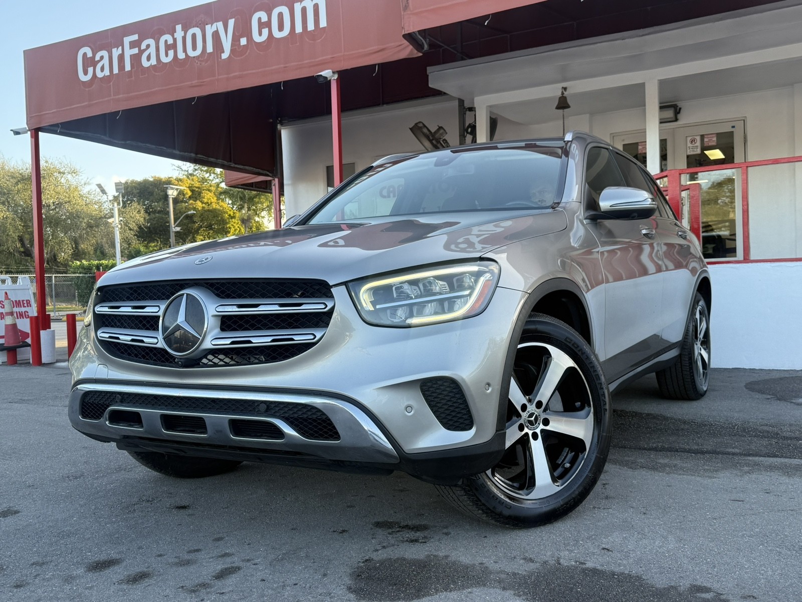 2021 Mercedes-Benz GLC-Class - $18,277