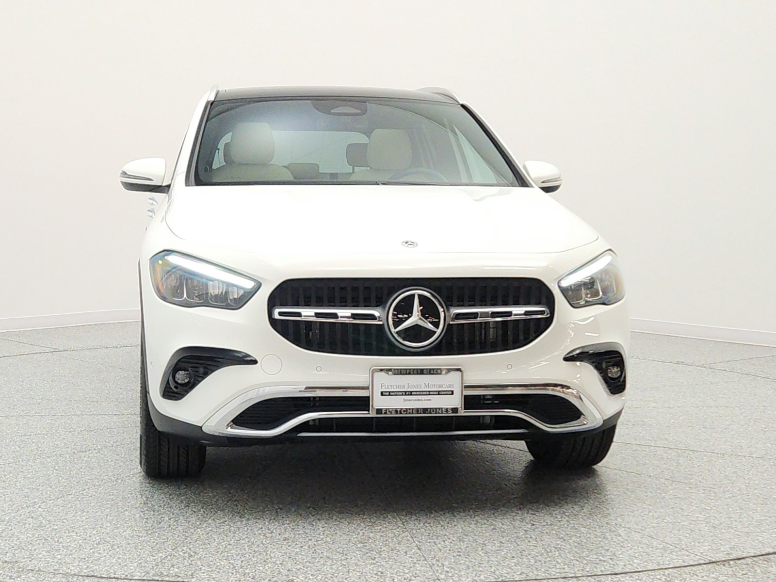 Certified Used 2026 Polar White Mercedes-Benz GLA 250 SUV image 2