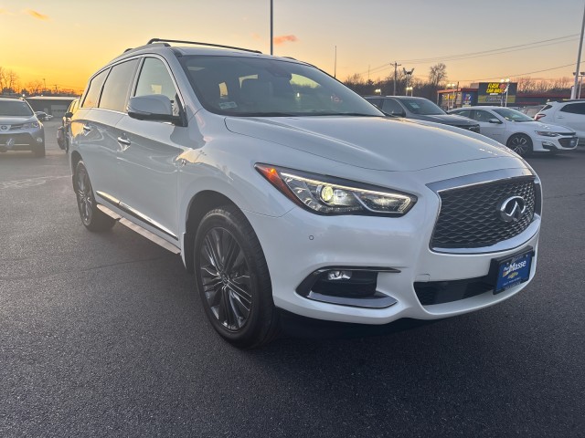 2019 INFINITI QX60 LUXE 2