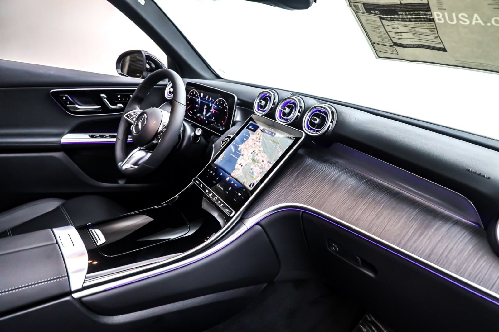 New 2026 Black Mercedes-Benz GLC 300 image 5