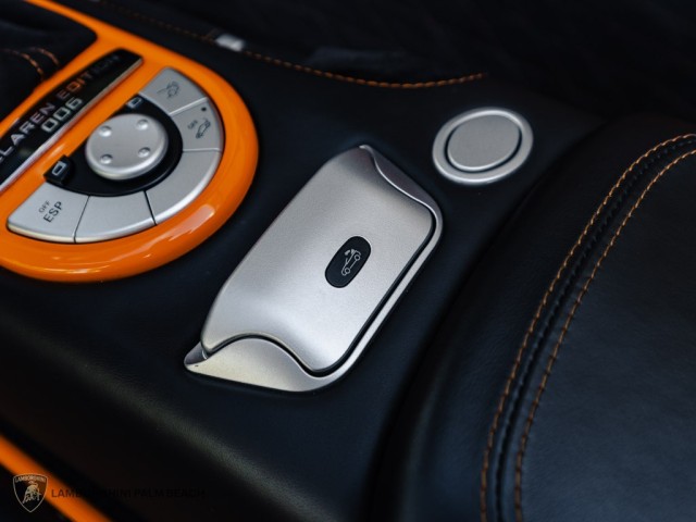 Mercedes-Benz SLR McLaren