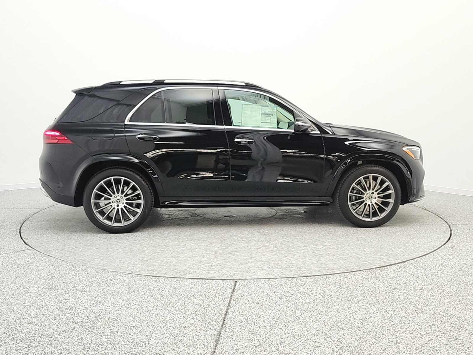 New 2026 Black Mercedes-Benz GLE 450 image 4