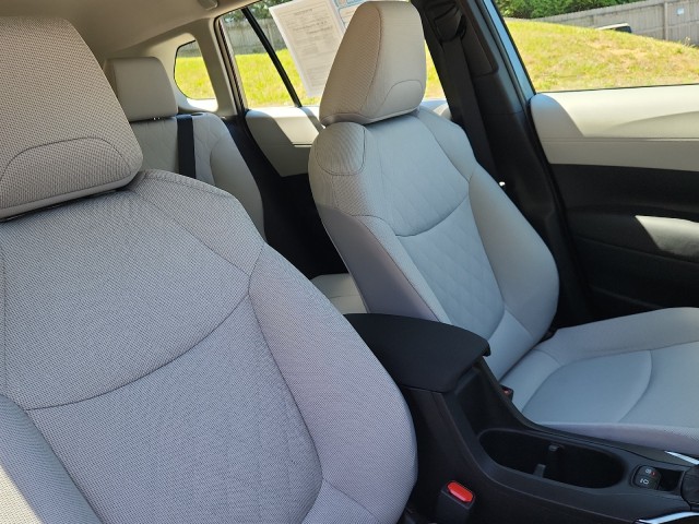 ToyotaCorolla Cross47