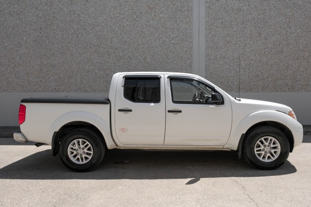 2017 Nissan Frontier SV V6 7