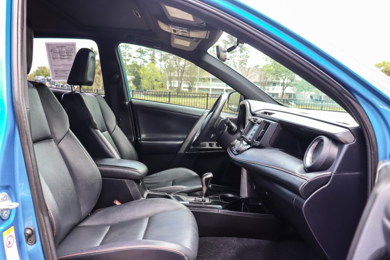 2016 Toyota RAV4 SE in Wilmington, North Carolina