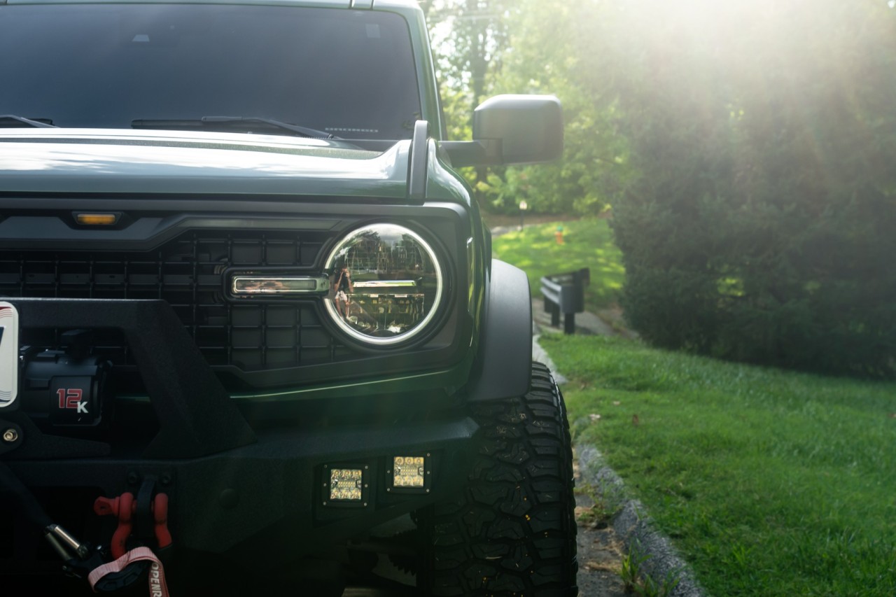 View vehicle photo 7