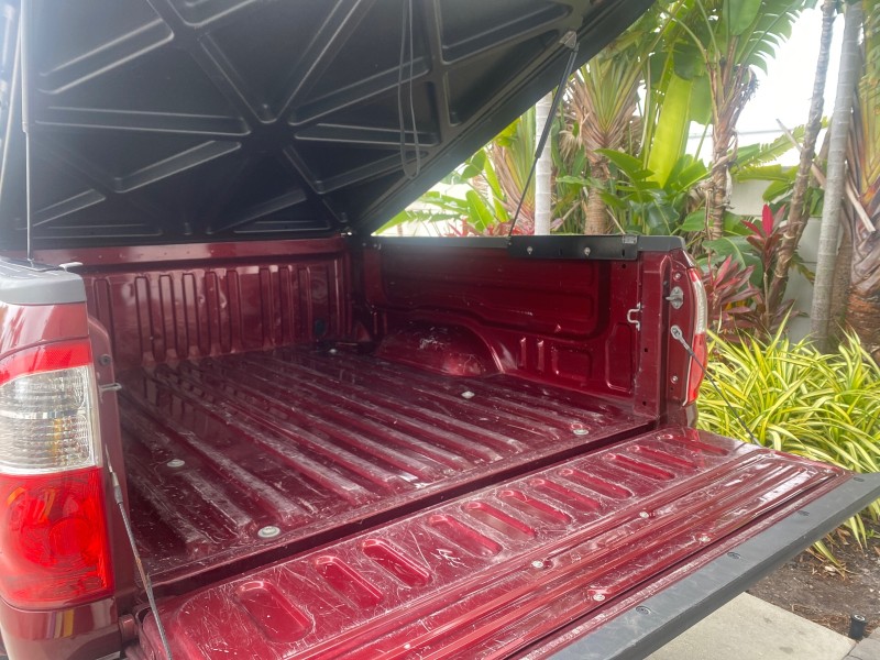 2006 Toyota Tundra SR5 4 DR CREW LOW MILES 93,838 in ,