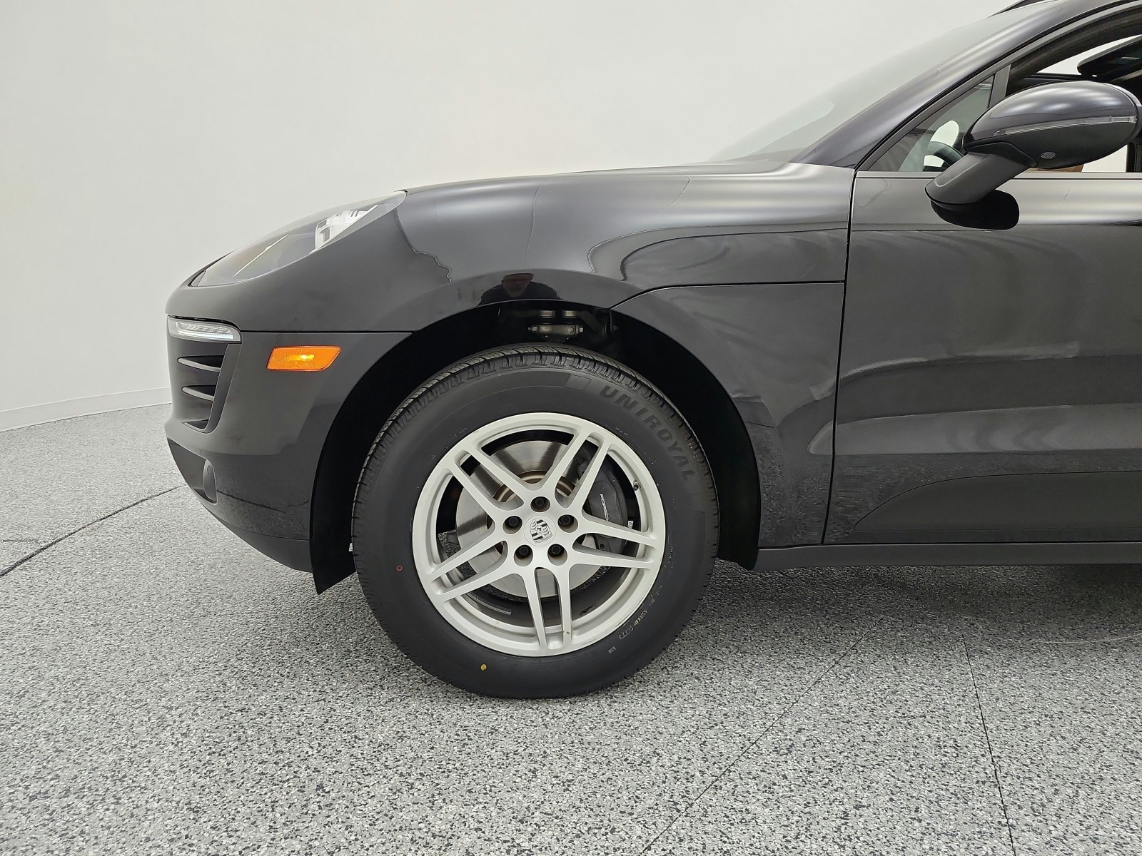 Used 2018 Jet Black Metallic Porsche  image 24