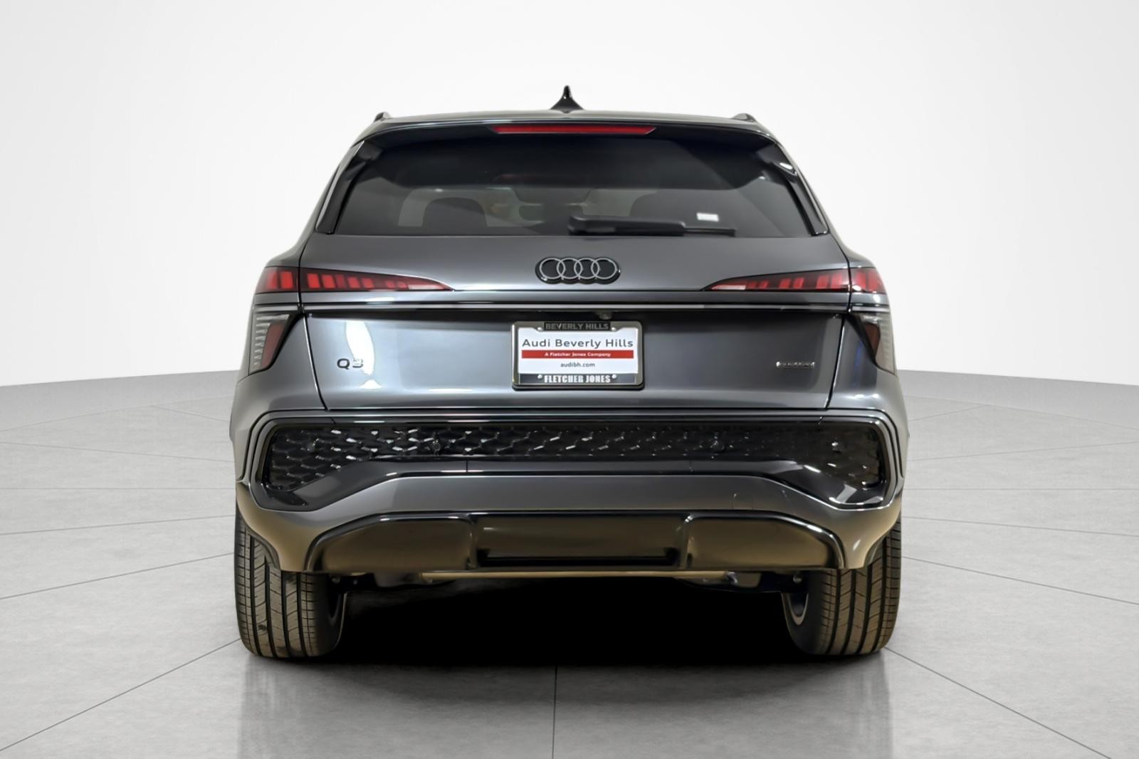 New 2026 Daytona Gray Pearl Effect Audi S line quattro image 5