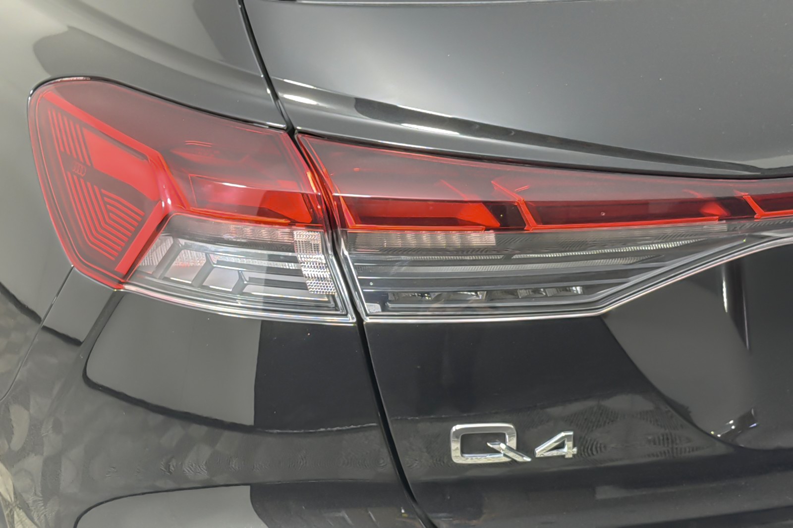 Certified Used 2023 Mythos Black Metallic Audi Premium Plus 40 RWD image 27