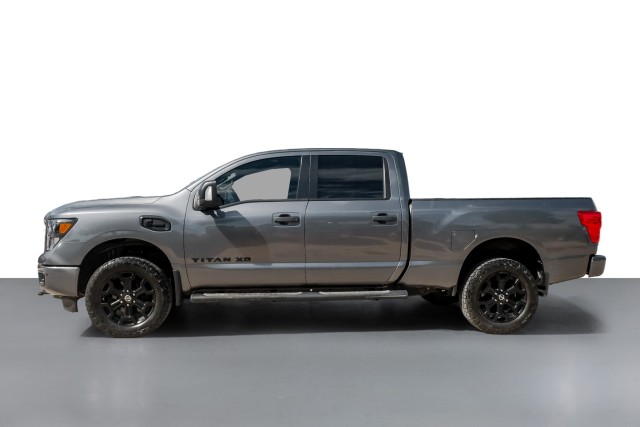 2019 Nissan Titan XD SV 11