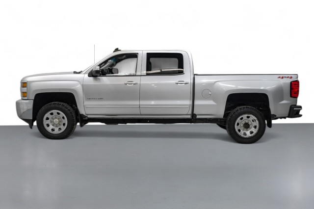 2017 Chevrolet Silverado 2500HD LT 9