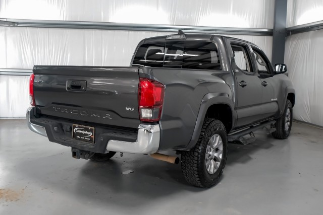 2019 Toyota Tacoma 2WD SR5 8