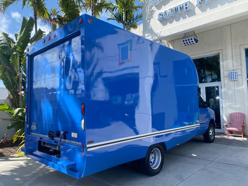 2006 Ford Econoline Commercial Cutaway LOW MILES 27,641 1 OWNER in , 