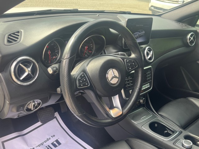Mercedes-BenzCLA34