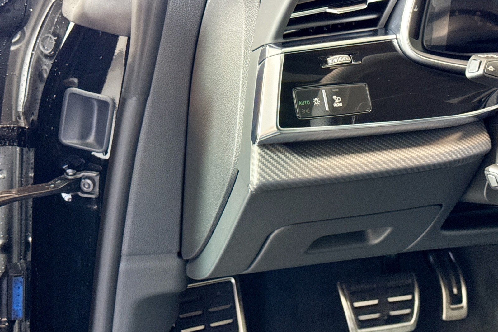 New 2026 Mythos Black Metallic Audi performance quattro image 10