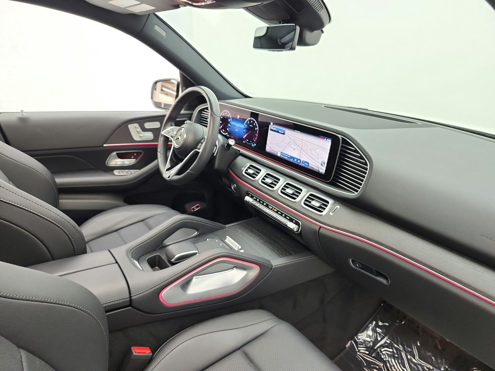 Certified Used 2024 Polar White Mercedes-Benz GLE 350 4MATIC® SUV image 20