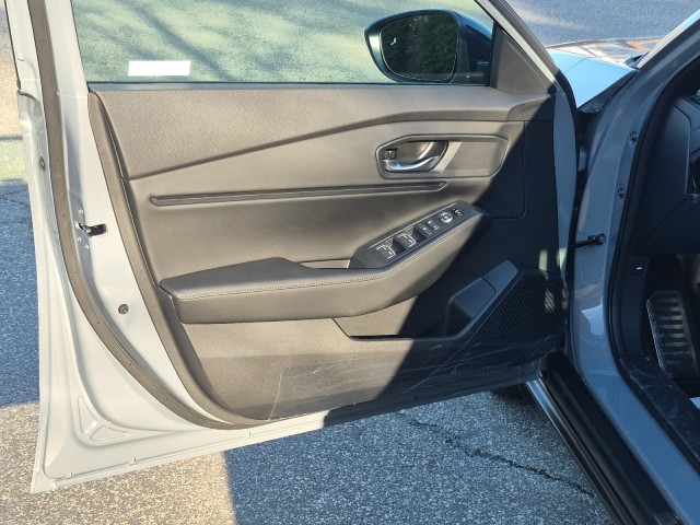 HondaAccord Hybrid24