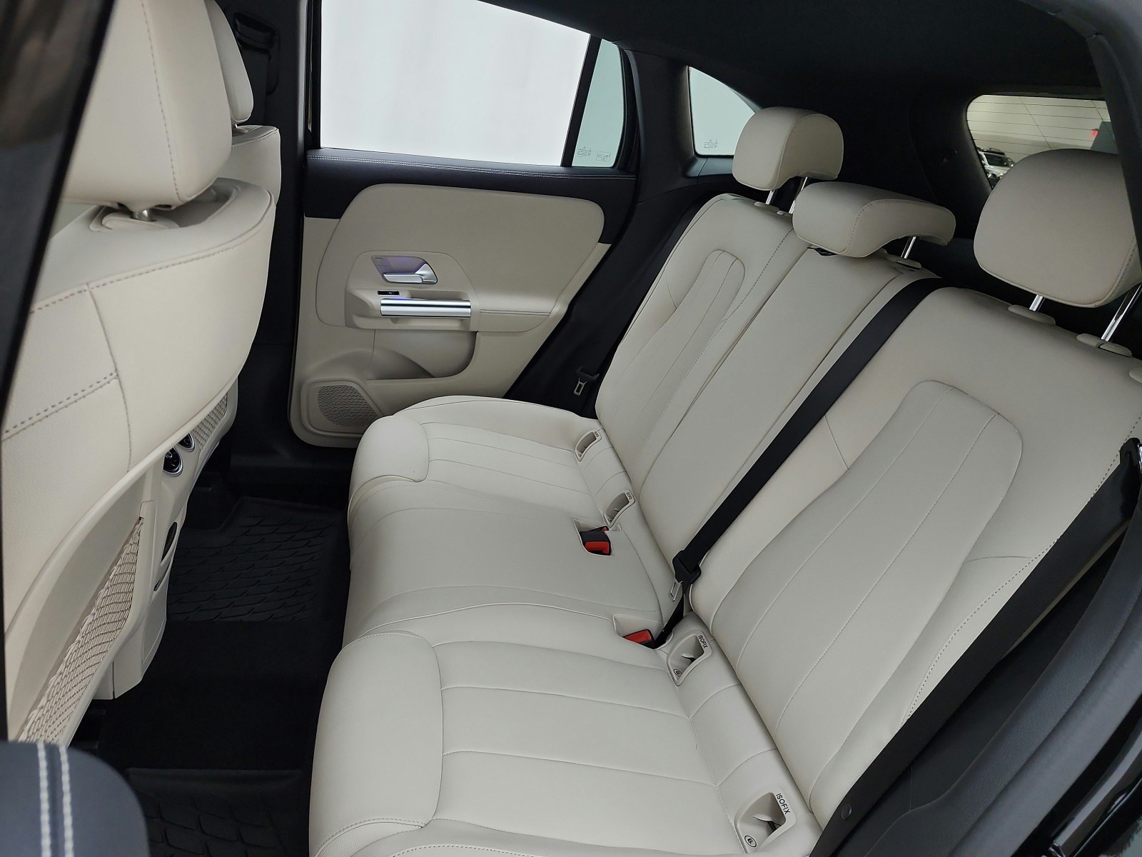 New 2026 Night Black Mercedes-Benz GLA 250 SUV image 11