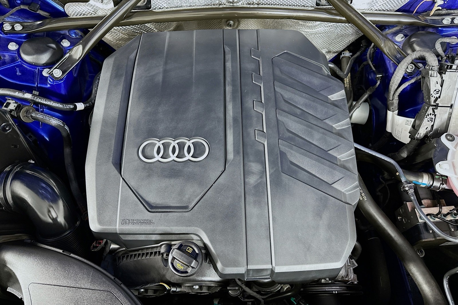 Used 2021 Ultra Blue Metallic Audi Premium Plus image 13