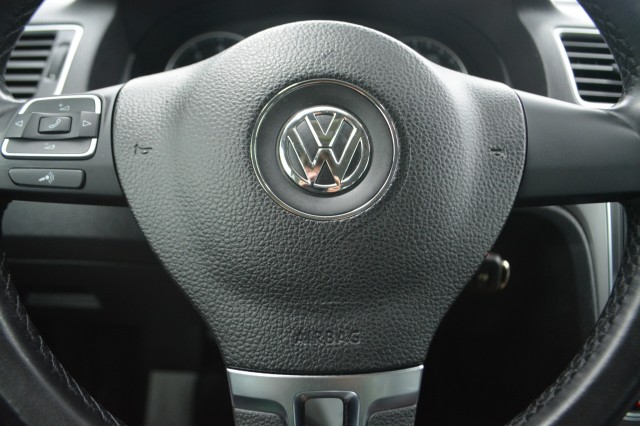 Used 2014 Volkswagen Passat S Sedan for sale in Geneva NY
