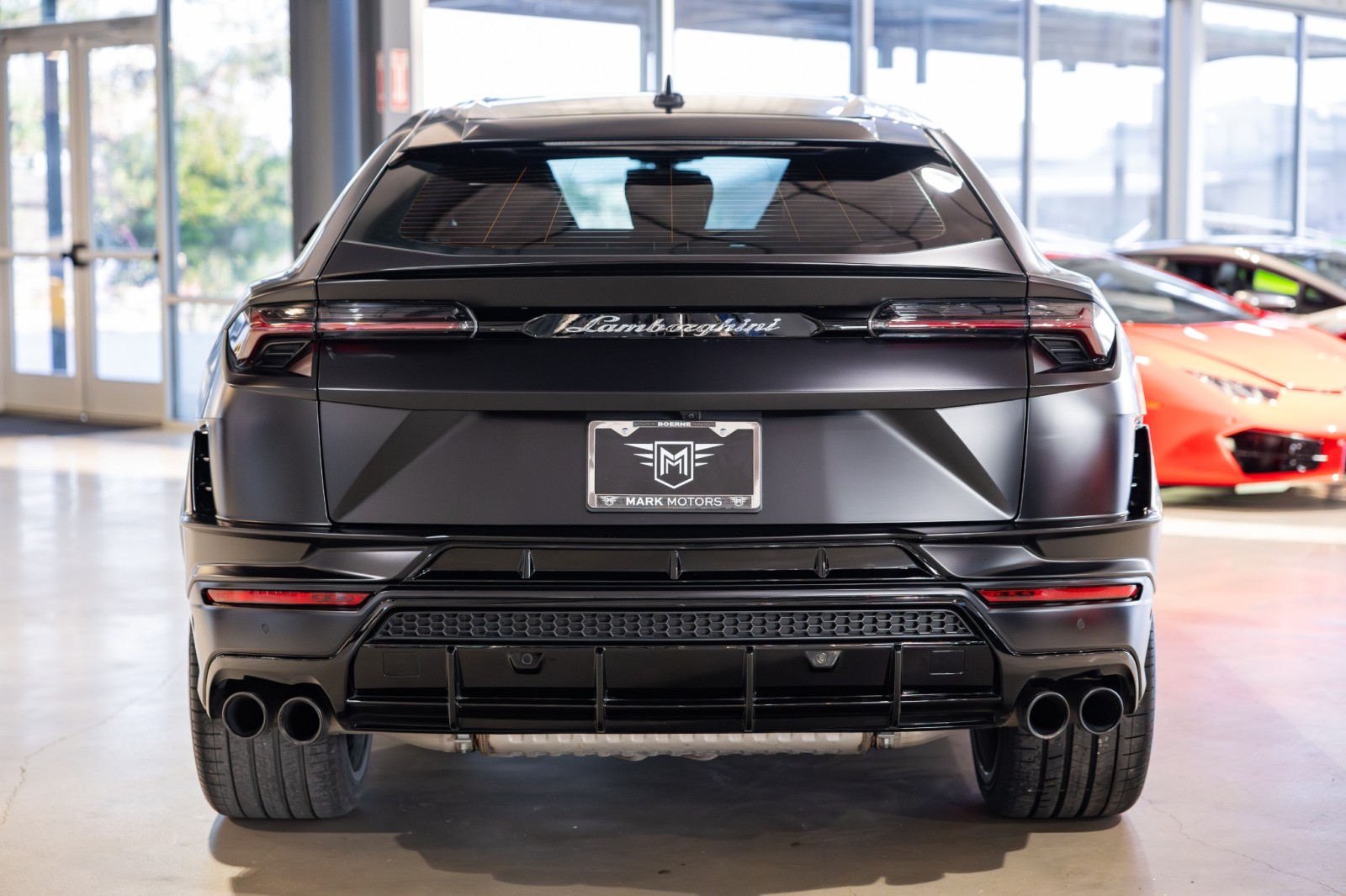 Used Car 2023 Lamborghini Urus  S For Sale Under $250,000 In Boerne, Texas