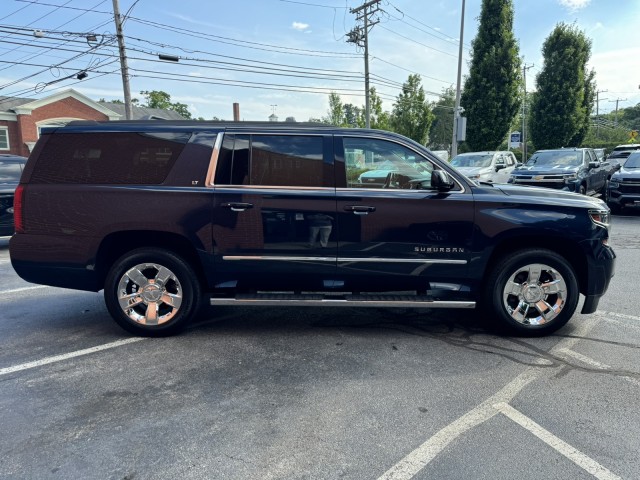 2018 Chevrolet Suburban LT 6