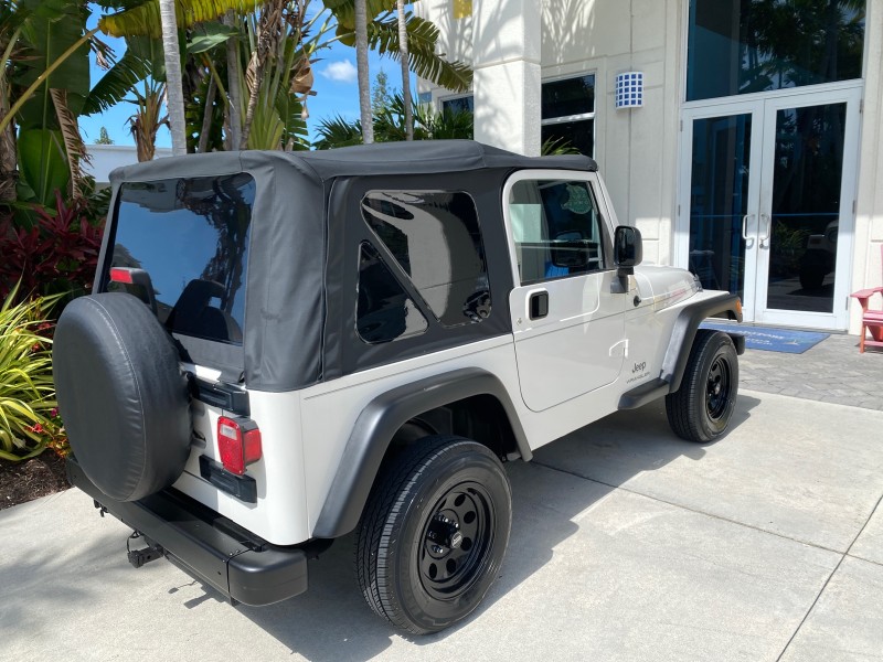 2005 Jeep Wrangler SE 4WD LOW MILES 29,371 1 OWNER in ,