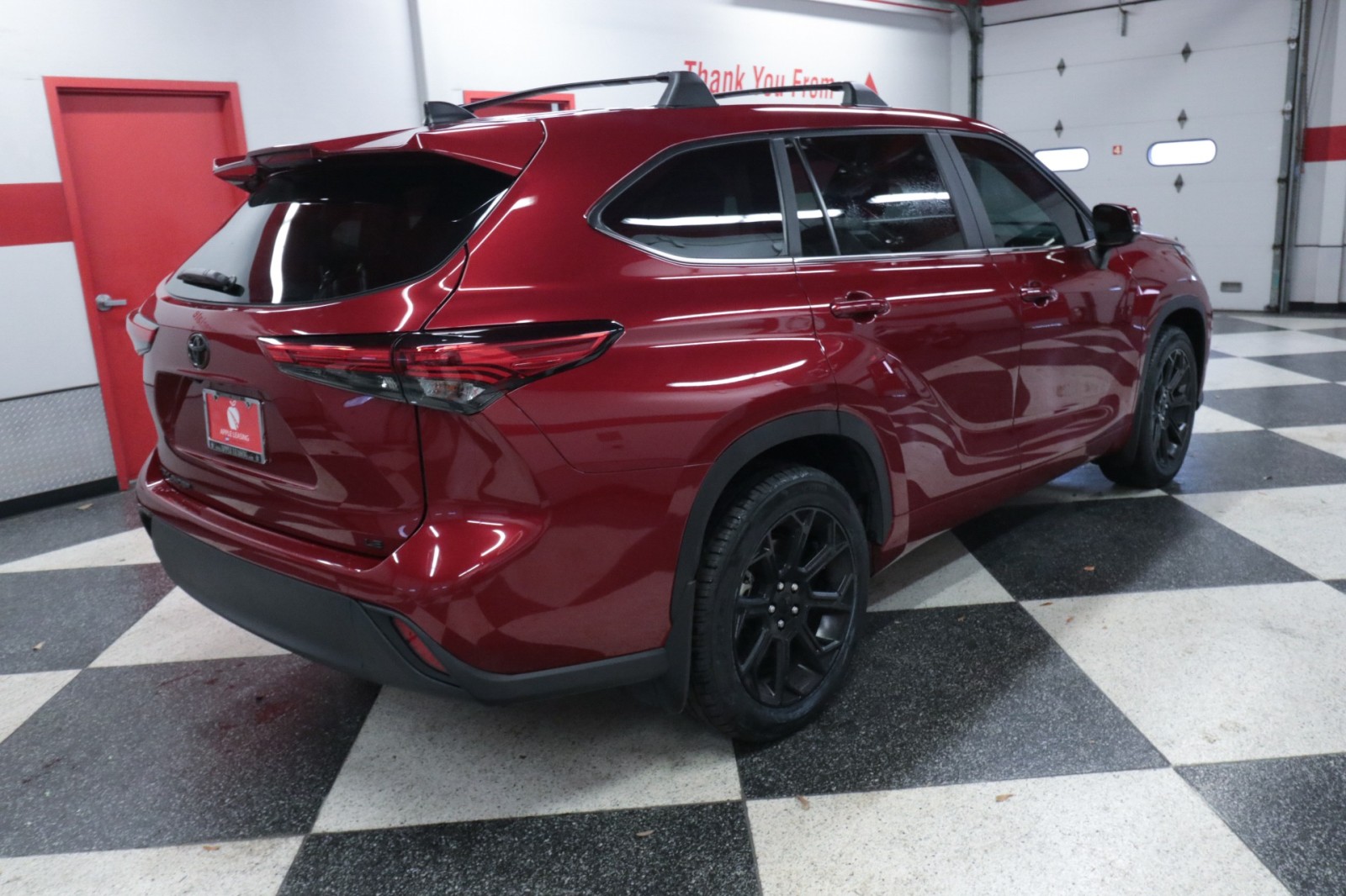 Used Car 2023 Toyota Highlander  Le For Sale Under $35,000 In Austin, Texas