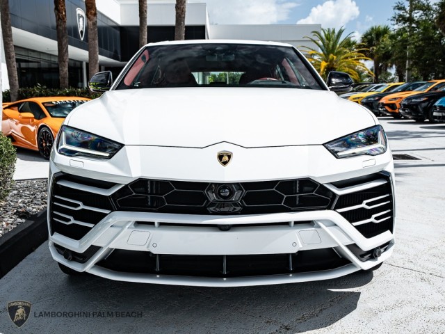 2022 Lamborghini Urus  in , 