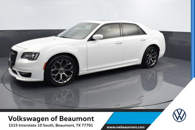 Used 2018 Chrysler 300