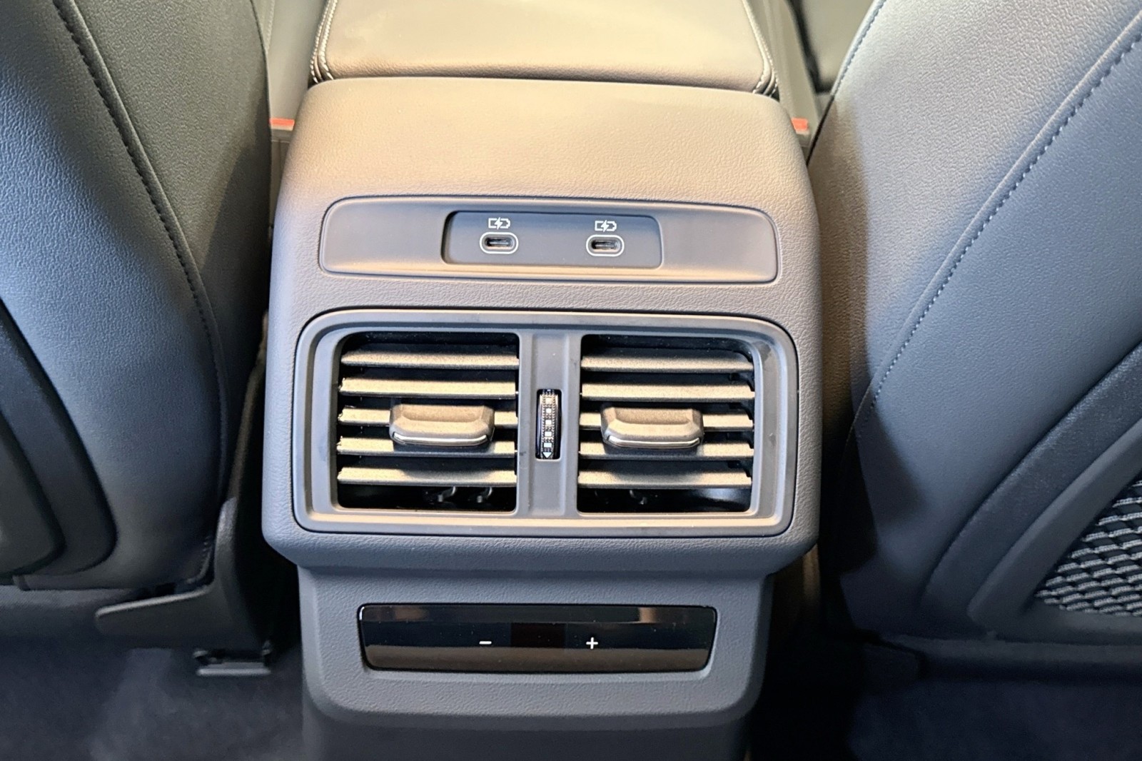 New 2025 Tambora Gray Metallic Audi Premium Plus 2.0 TFSI quattro image 22