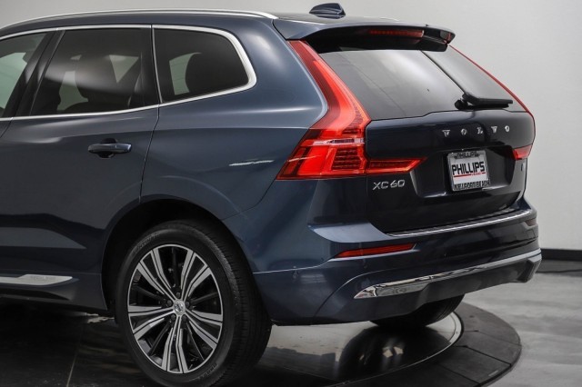 2022 Volvo XC60 Recharge Plug-In Hybrid Inscription 10