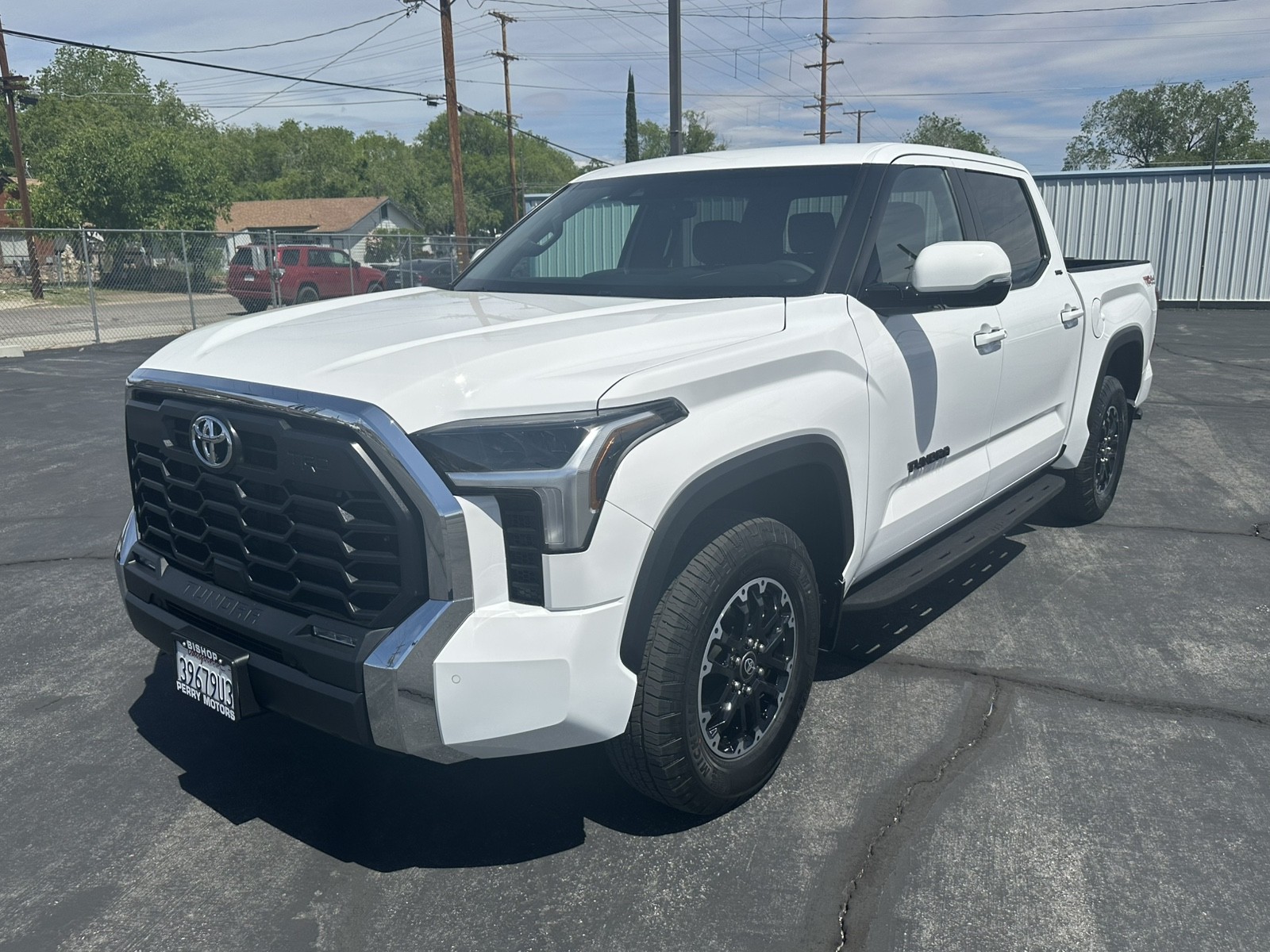 Tundra CrewMax SR5