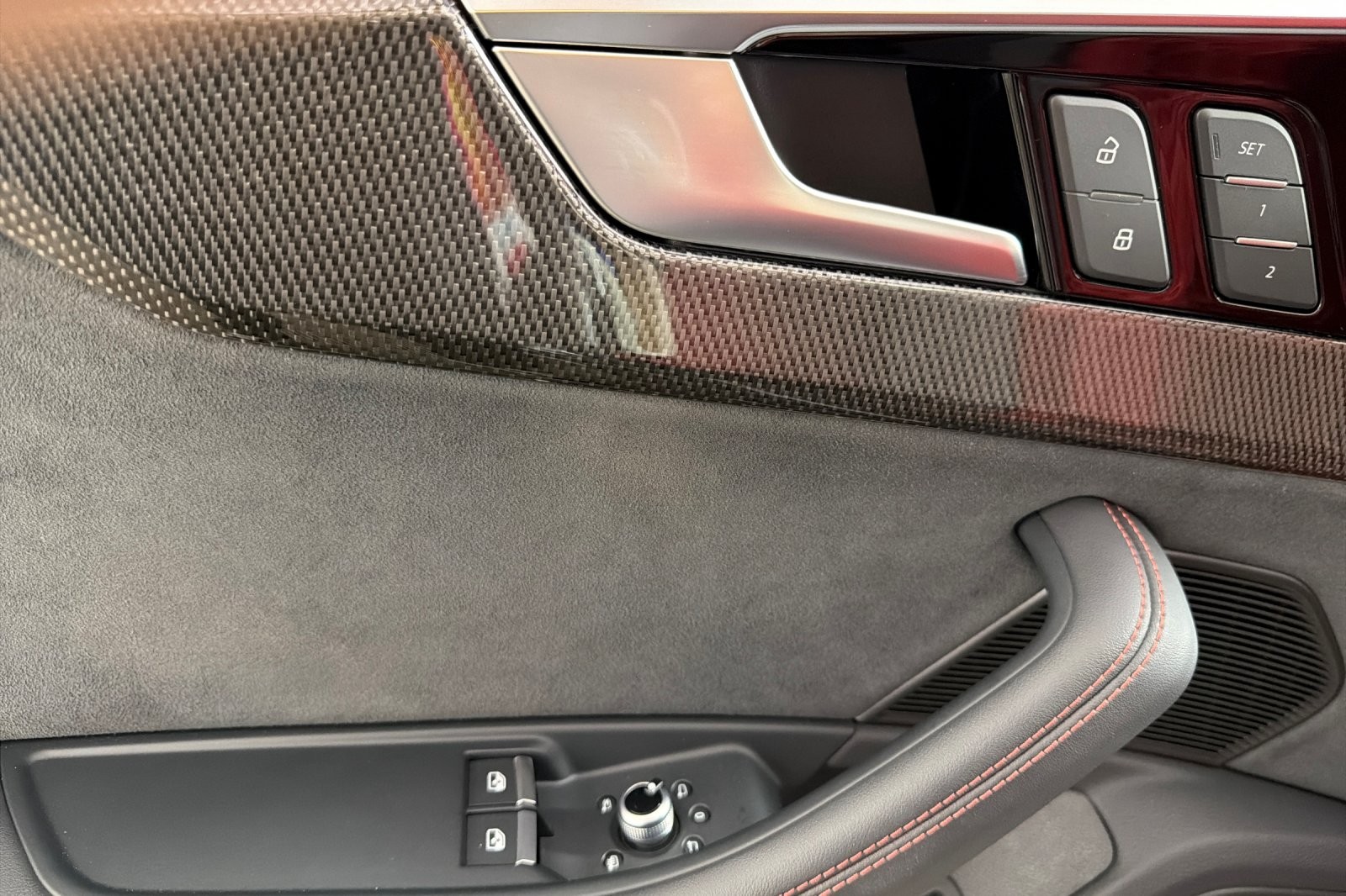 Used 2023 Daytona Gray Pearl Effect Audi Premium Plus 3.0 TFSI quattro image 10