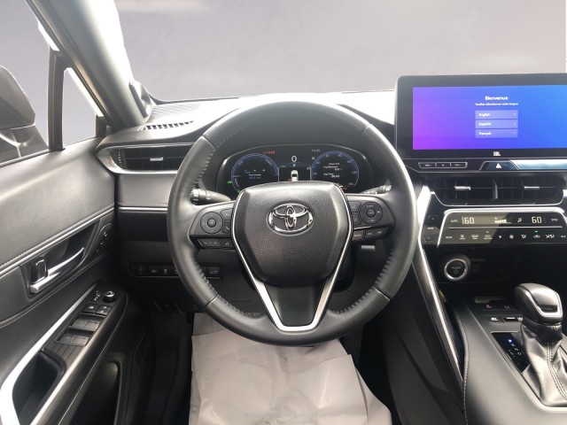 2024 Toyota Venza LE 12