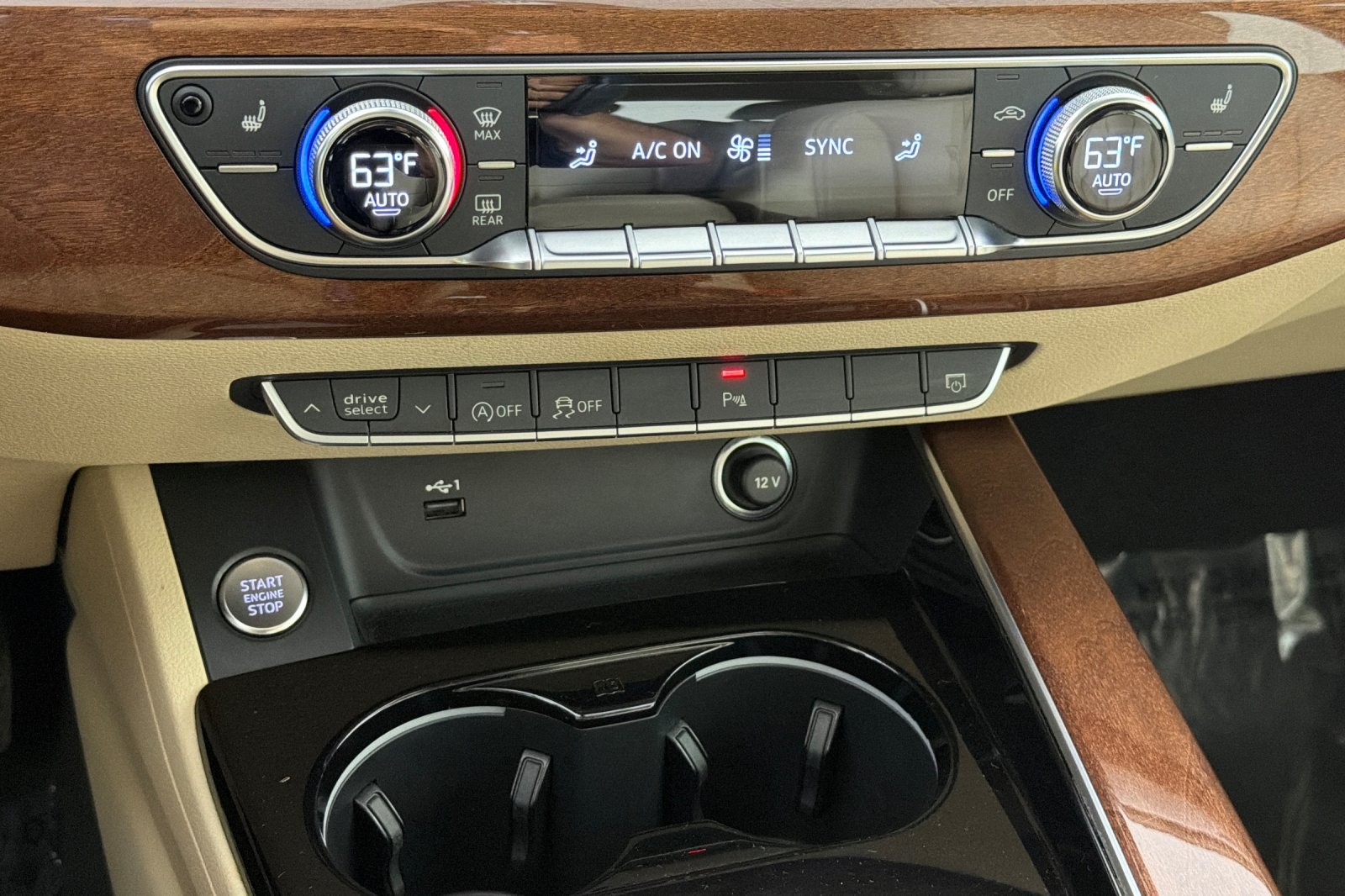 Used 2022 Ibis White Audi Premium 40 TFSI quattro image 18