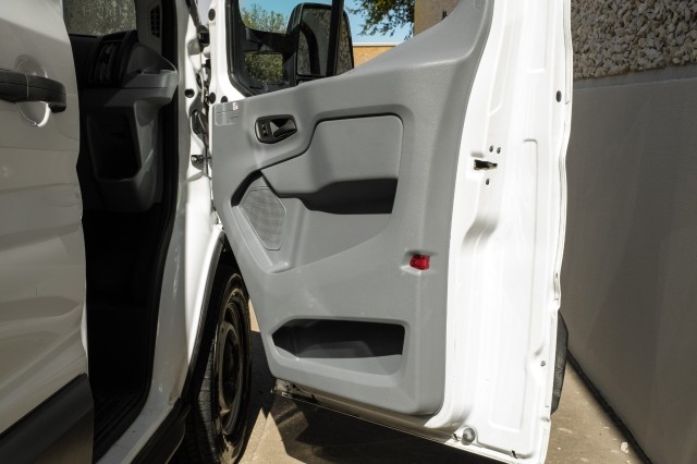 2019 Ford Transit Van  34