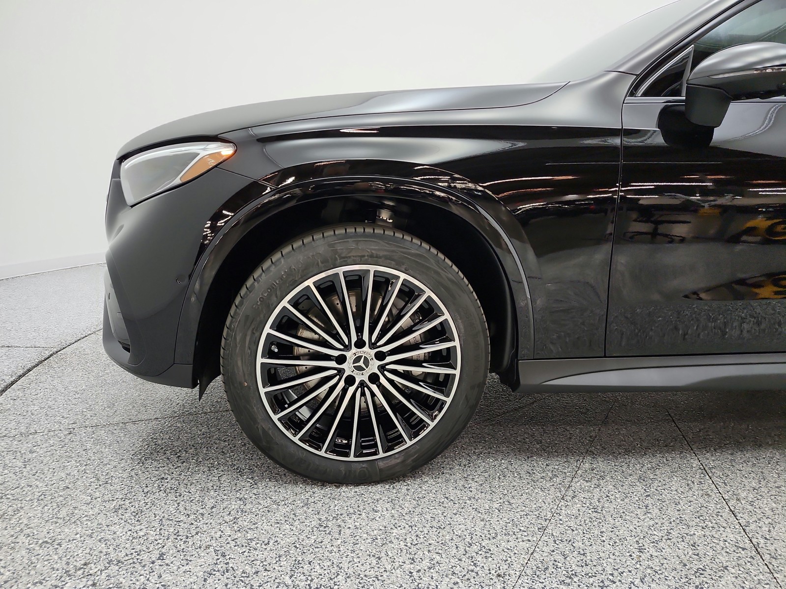 New 2027 Black Mercedes-Benz GLC 300 SUV image 15