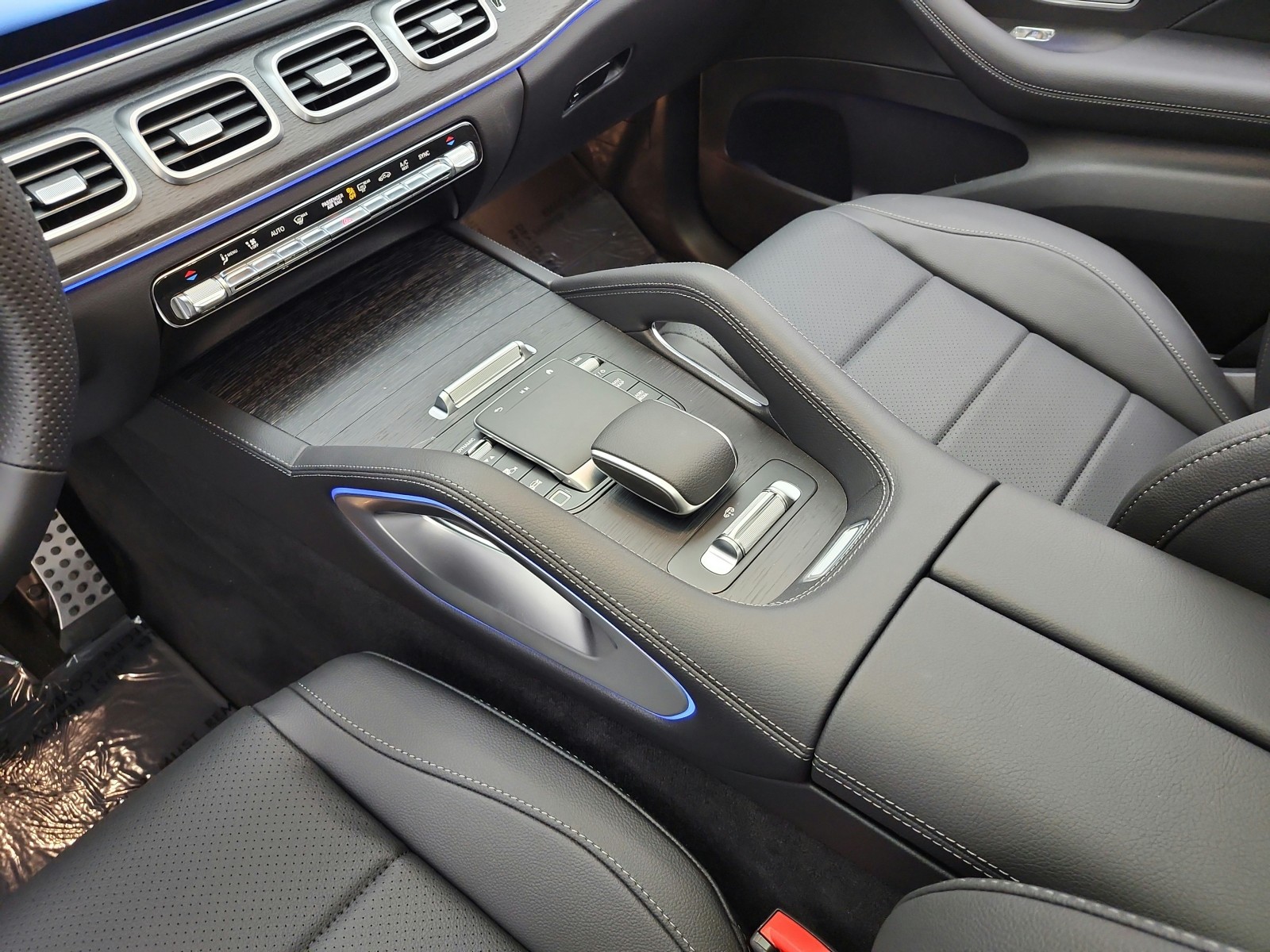 New 2026 Black Mercedes-Benz GLS 450 4MATIC® SUV image 10