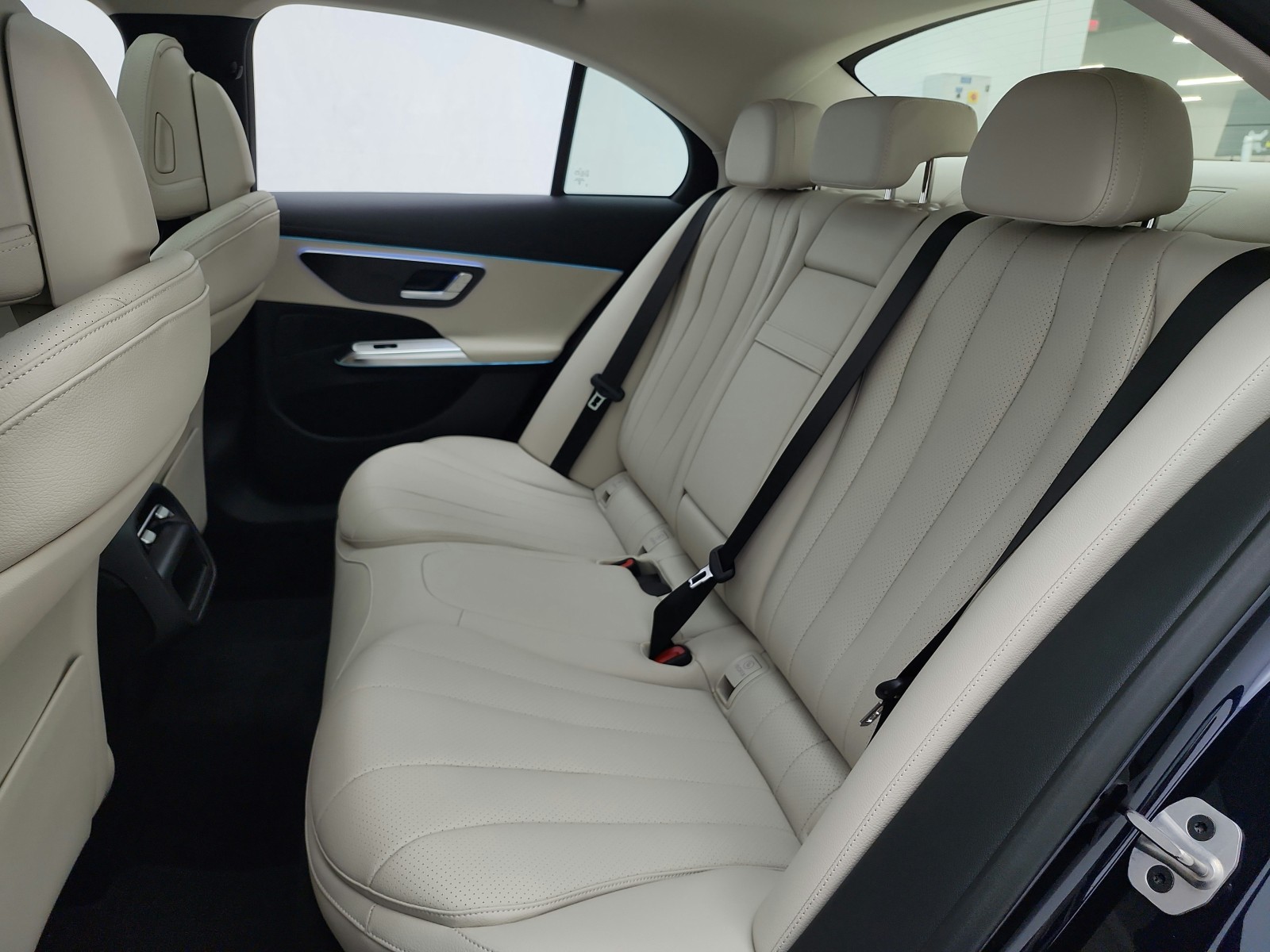 New 2026 Nautical Blue Metallic Mercedes-Benz E 350 image 11