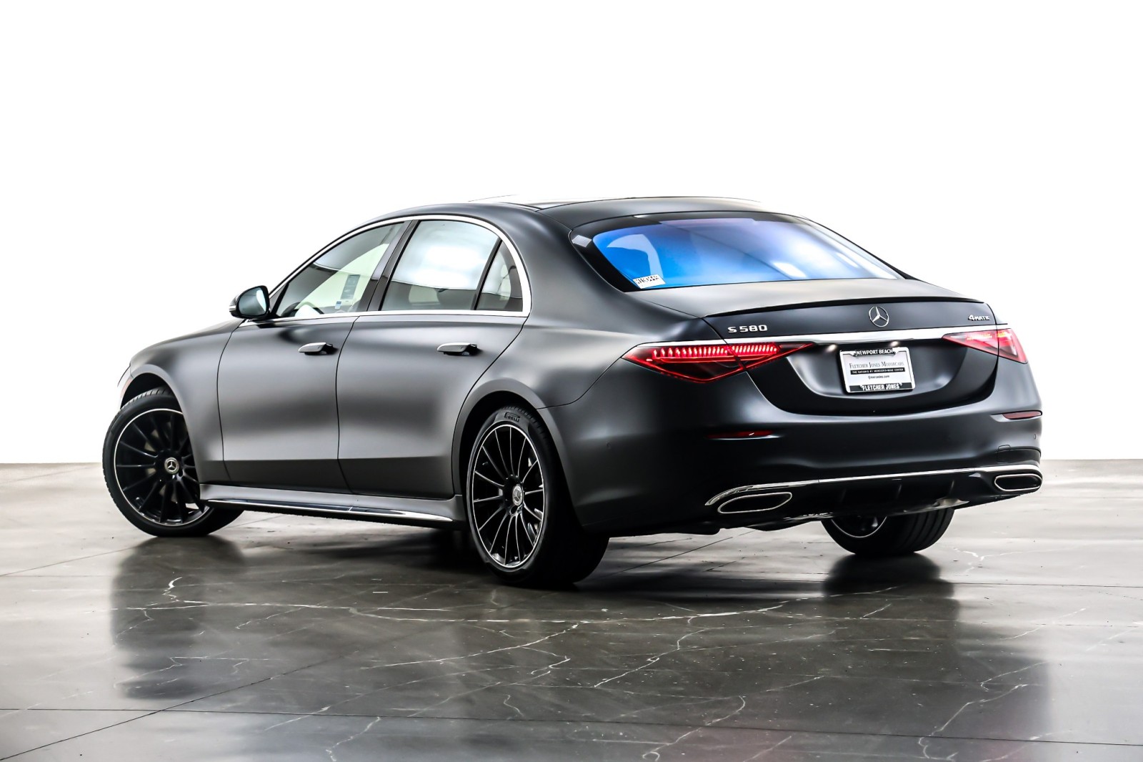 New 2026 MANUFAKTUR Night Black magno Mercedes-Benz S 580 image 12