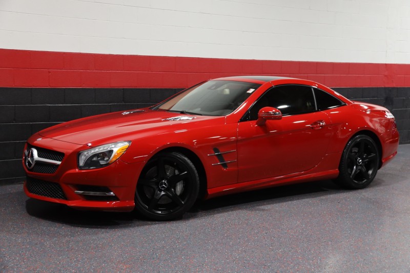 2013 Mercedes-Benz SL550 AMG Sport 2dr Convertible in , 