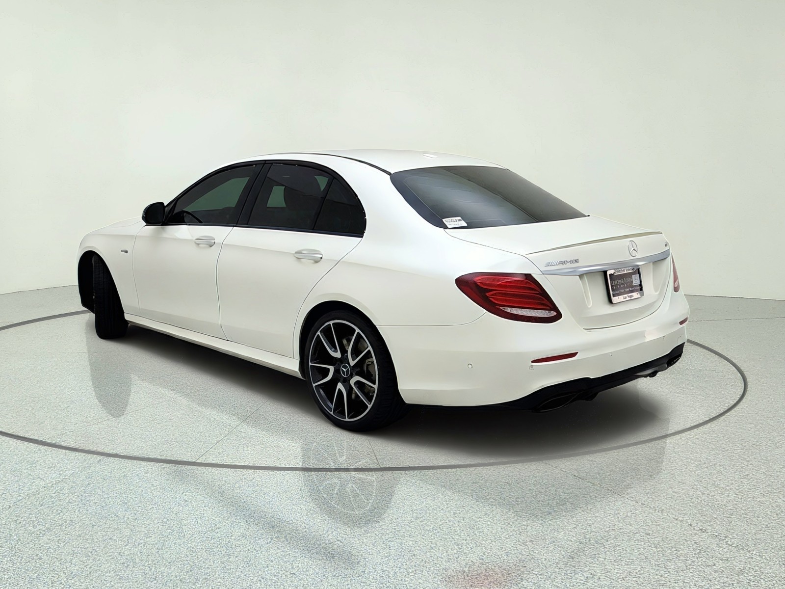 Used 2018 designo Diamond White Mercedes-Benz AMG® E 43 image 12