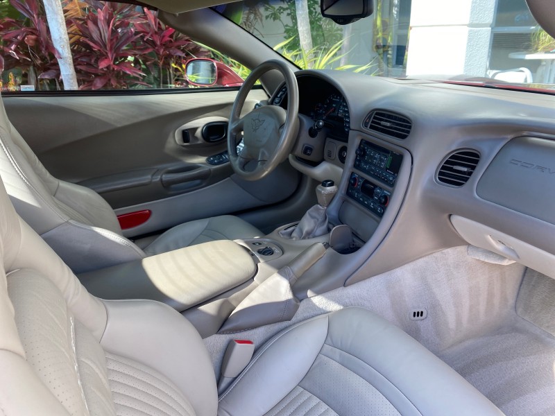 2003 Chevrolet Corvette 50TH CONVERTIBLE LOW MILES 6,742 in , 